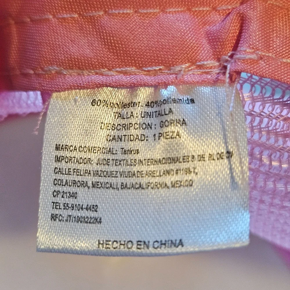 pink and‎ white 